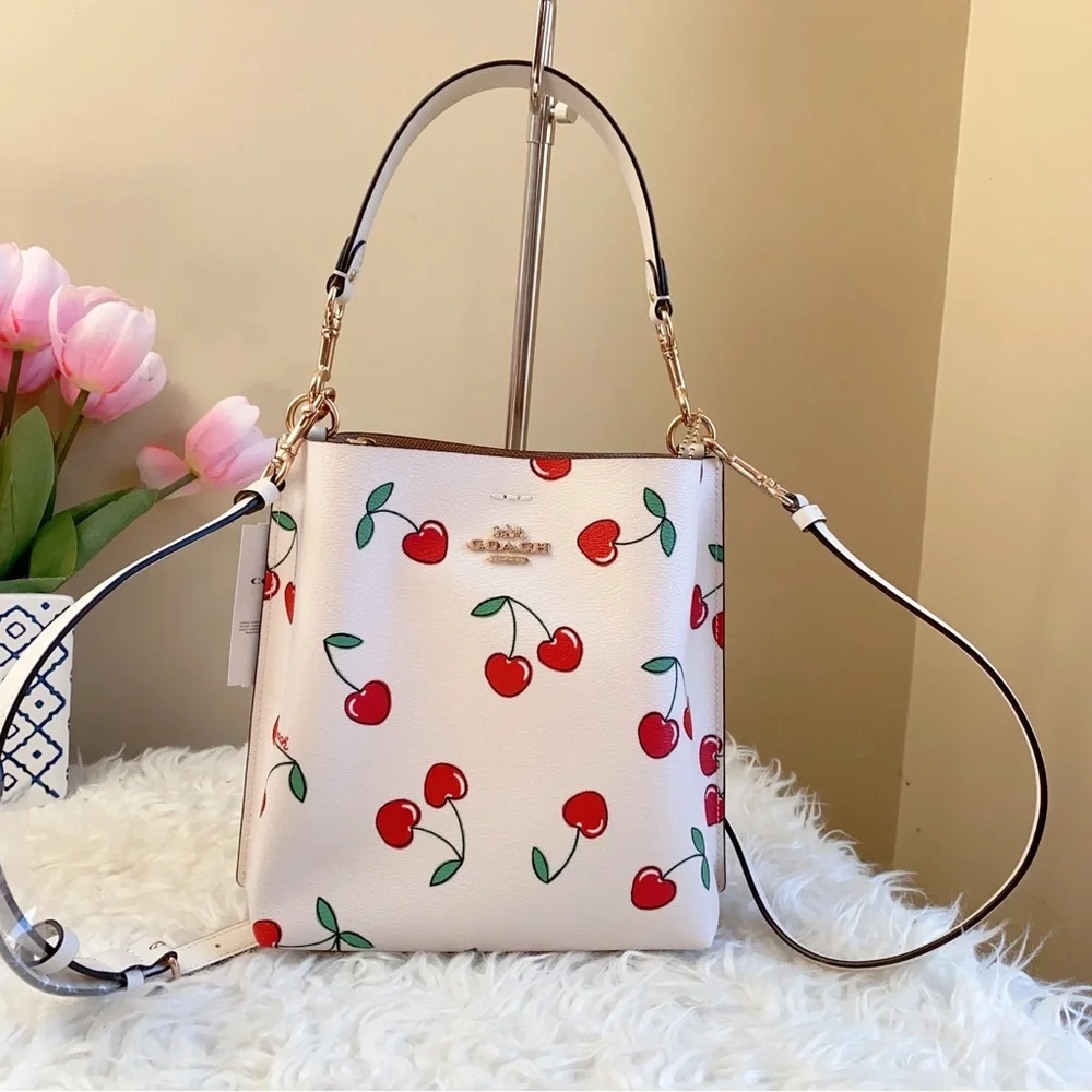 Coach Mollie Bucket 22 With Heart Cherry Print